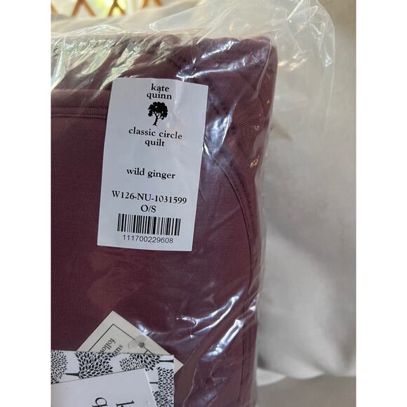 NWT Kate Quinn Wild Ginger Red Maroon Modal Circle Quilt - Picture 1 of 3